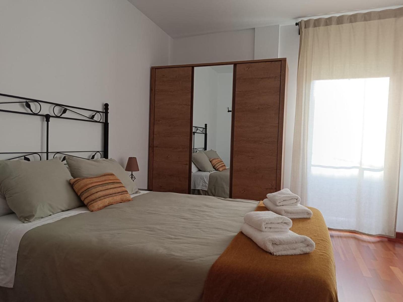 Apartamento Plaza De La Iglesia Далтебра Екстер'єр фото